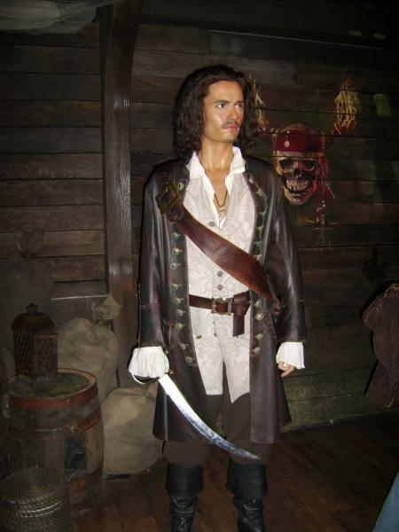 ORLANDO BLOOM