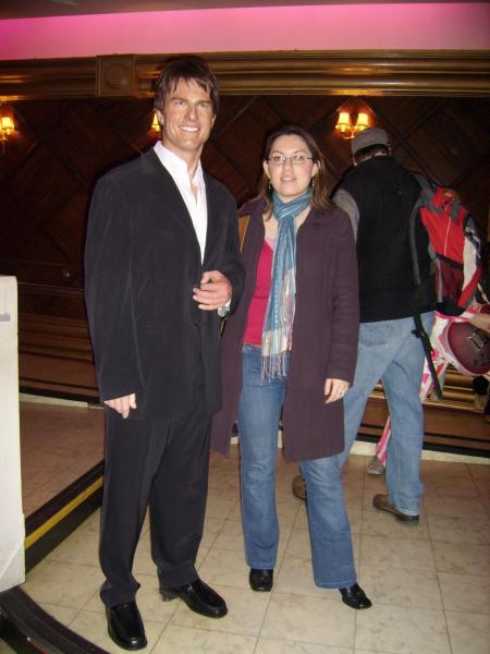 TOM CRUISE