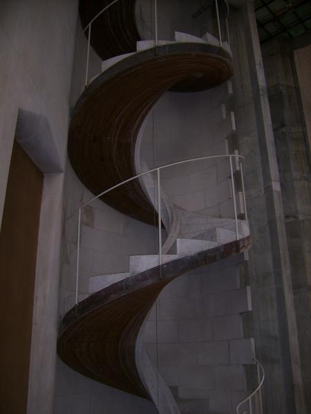 SPIRAL BOUND STAIRCASE