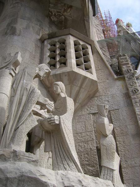 GAUDI'S ART