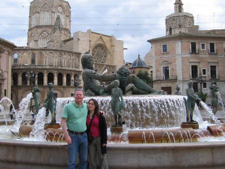 FOUNTAIN, PLACA DE LA VIRGEN