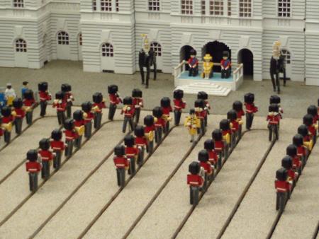 LEGO CHANGING OF THE GUARD