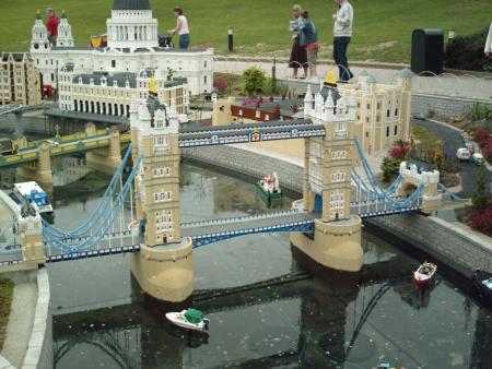 LEGO TOWER BRIDGE