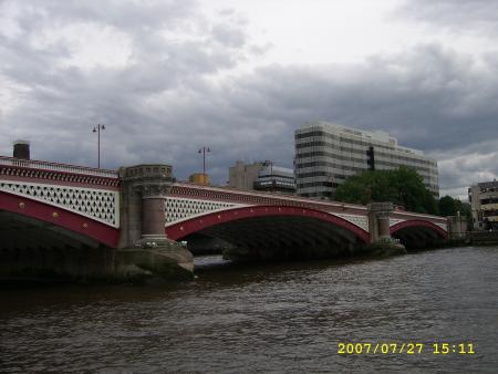 BLACKFRIARS BRIDGE