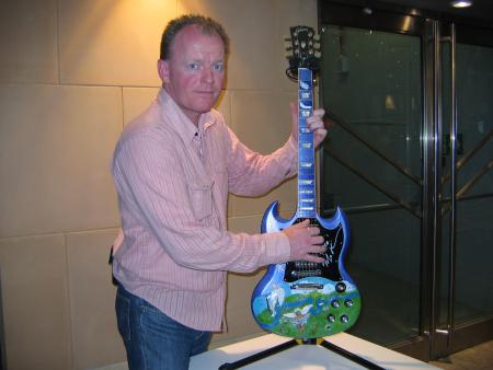 ALEX & GUITAR!