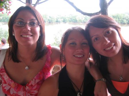 YEAH, WE'RE ALL PRETTY ;-)