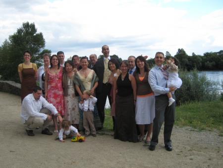 BIG FAMILY PICTURE