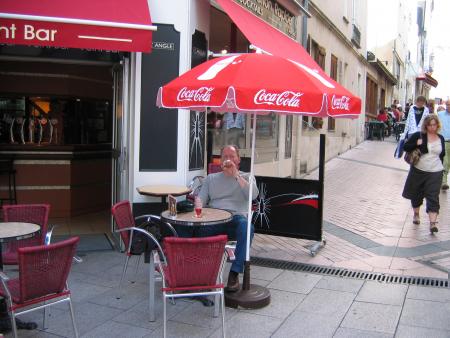 RUE ST LAUD