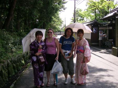 WITH GIRLS IN YUKATA