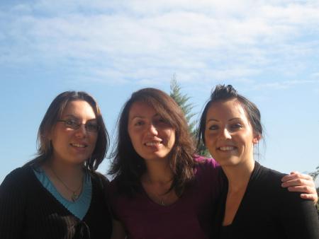 THE 3 GIRLS AGAIN