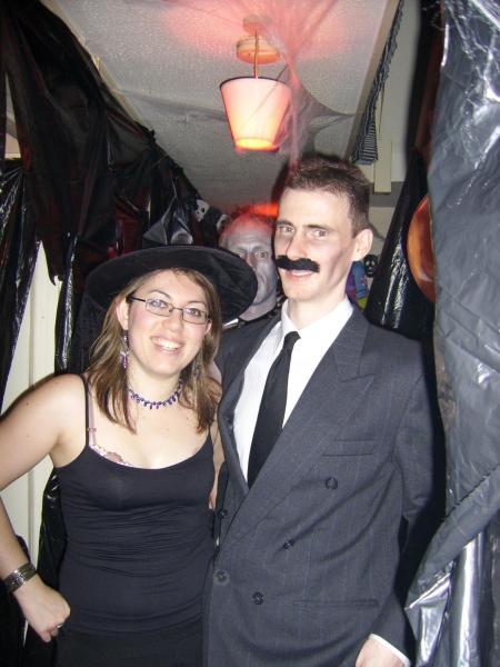 WITCH MULAN & GOMEZ ADAMS