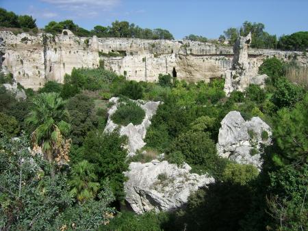 BEAUTIFUL SIRACUSA